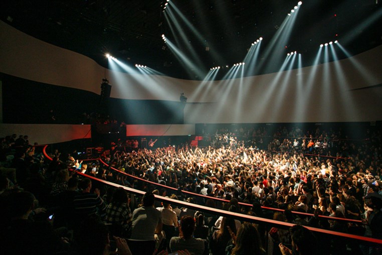Mashrou Leila at O1NE Beirut